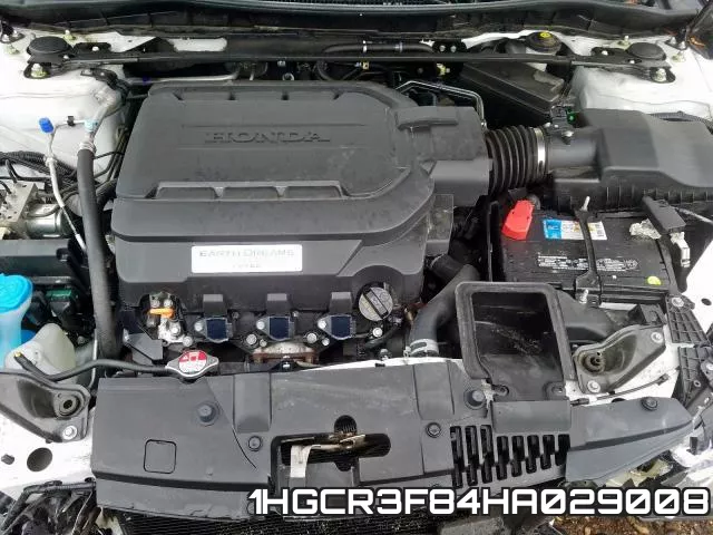 1HGCR3F84HA029008_7.webp
