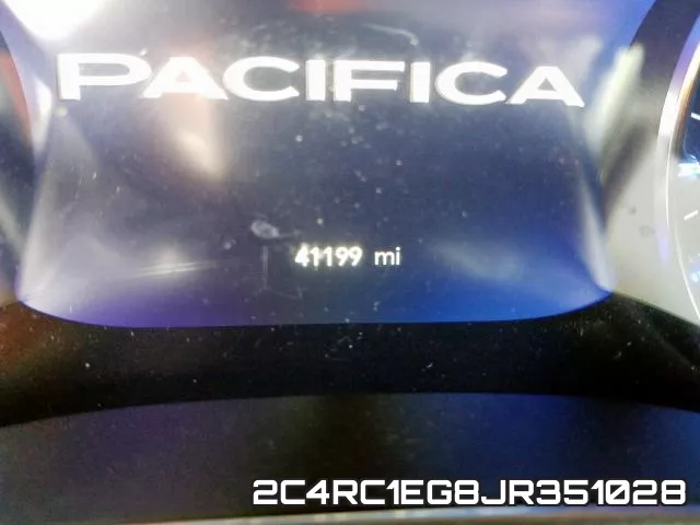 2C4RC1EG8JR351028_8.webp