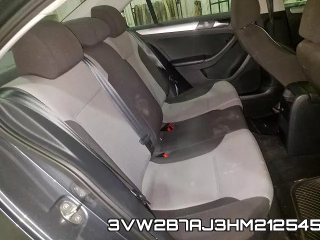 3VW2B7AJ3HM212545_6.webp
