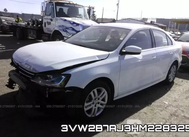 3VW2B7AJ3HM228325_2.webp