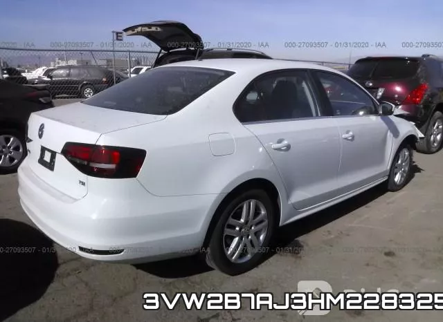 3VW2B7AJ3HM228325_4.webp