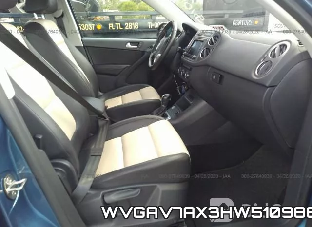 WVGAV7AX3HW510986_5.webp
