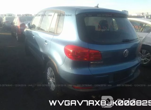 WVGAV7AX8JK000825_3.webp