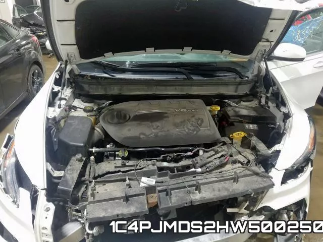 1C4PJMDS2HW500250_7.webp