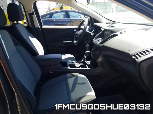 1FMCU9GD5HUE03132_5.webp