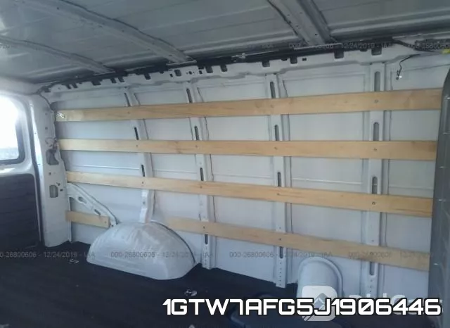 1GTW7AFG5J1906446_8.webp