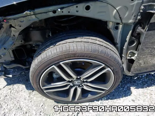 1HGCR3F90HA005832_9.webp