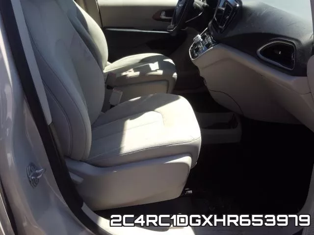 2C4RC1DGXHR653979_5.webp