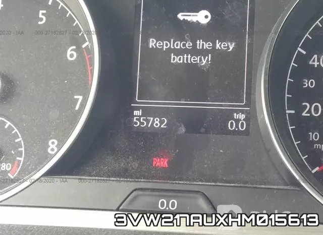3VW217AUXHM015613_7.webp