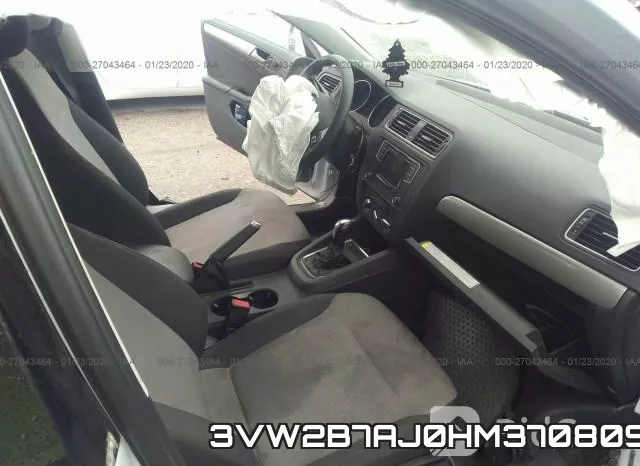 3VW2B7AJ0HM370809_5.webp