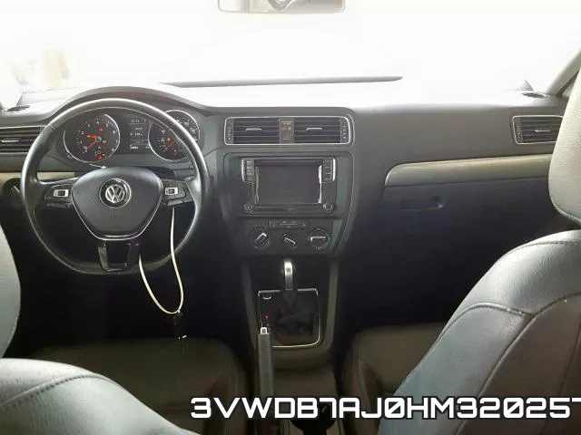 3VWDB7AJ0HM320257_9.webp