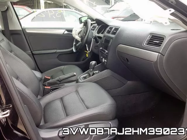 3VWDB7AJ2HM390231_5.webp