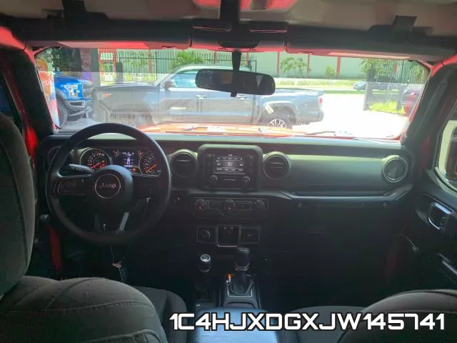 1C4HJXDGXJW145741_9.webp