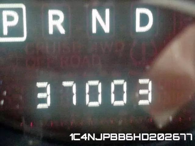 1C4NJPBB6HD202677_8.webp