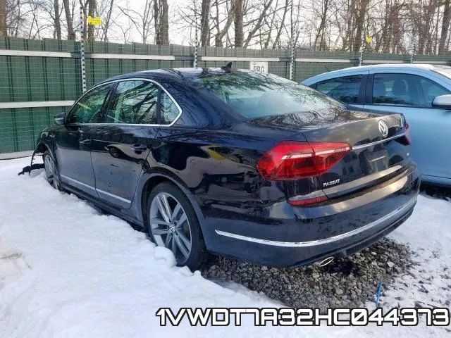 1VWDT7A32HC044373_3.webp