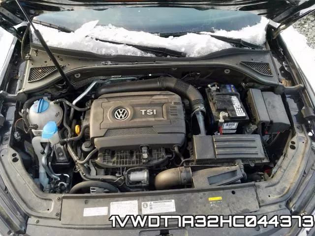 1VWDT7A32HC044373
