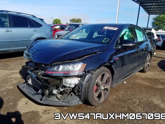 3VW547AUXHM067098_2.webp