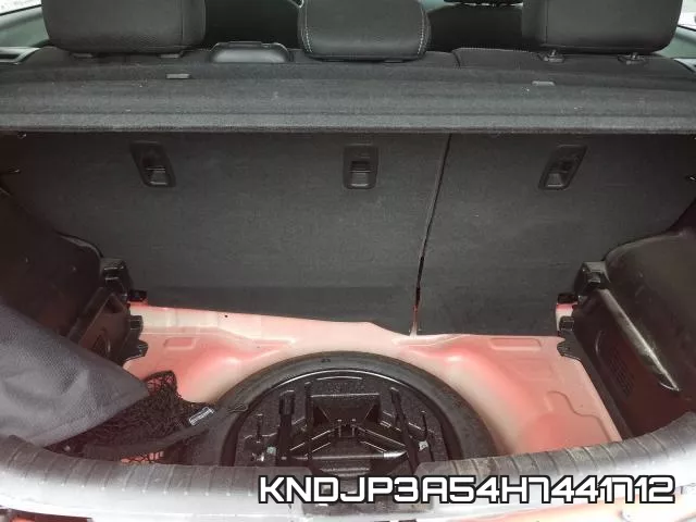 KNDJP3A54H7441712_9.webp