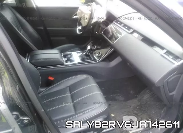 SALYB2RV6JA742611_5.webp
