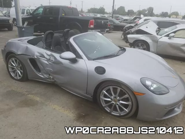 WP0CA2A88JS210412_9.webp