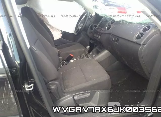 WVGAV7AX6JK003562_5.webp