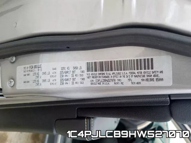 1C4PJLCB9HW527070_10.webp