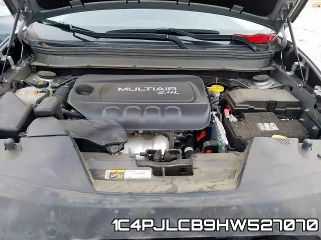 1C4PJLCB9HW527070_7.webp