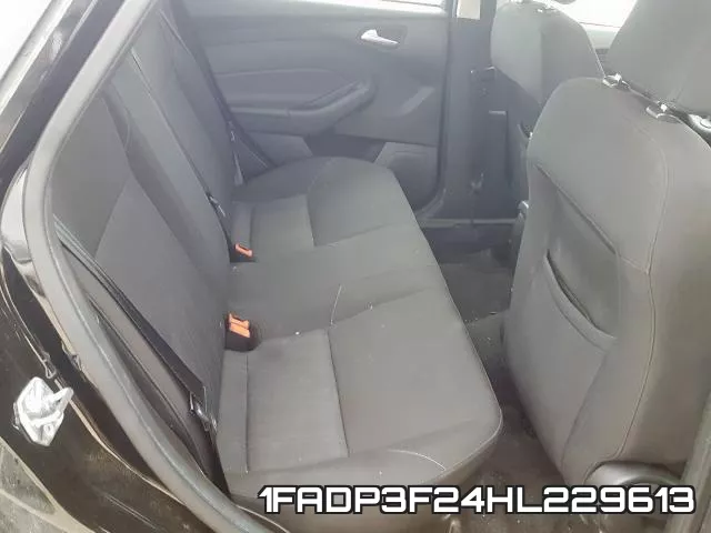 1FADP3F24HL229613_6.webp
