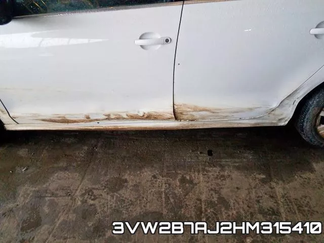 3VW2B7AJ2HM315410_9.webp