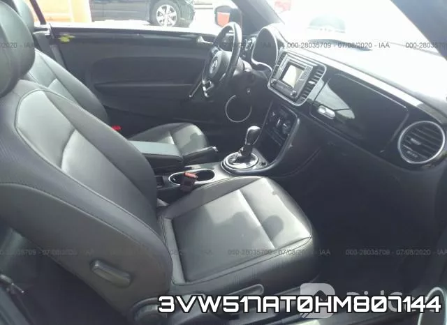3VW517AT0HM807144