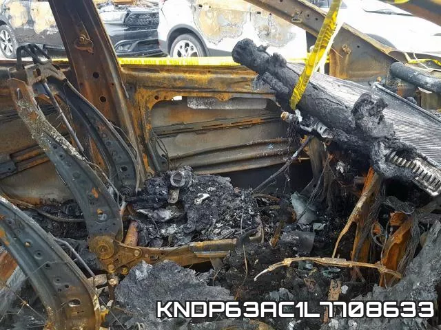 KNDP63AC1L7708633_5.webp