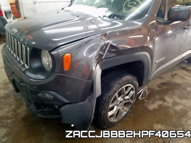 ZACCJBBB2HPF40654_9.webp