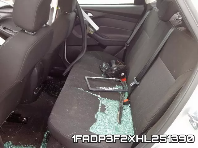 1FADP3F2XHL251390_6.webp