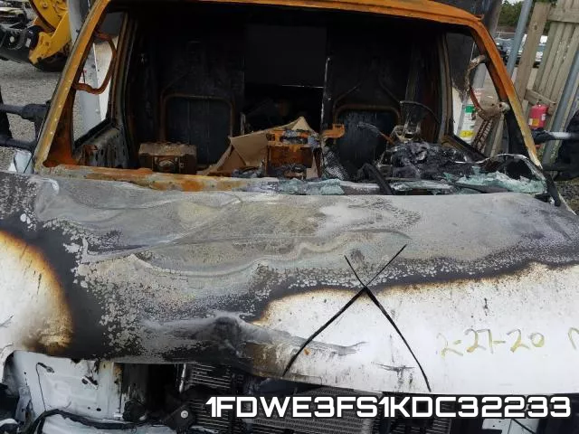 1FDWE3FS1KDC32233_10.webp