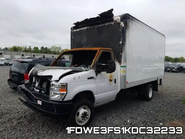 1FDWE3FS1KDC32233_2.webp