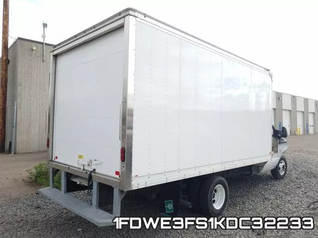 1FDWE3FS1KDC32233_4.webp
