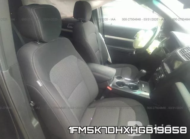 1FM5K7DHXHGB19858_5.webp