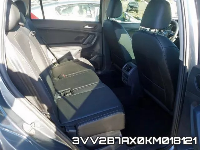 3VV2B7AX0KM018121_6.webp