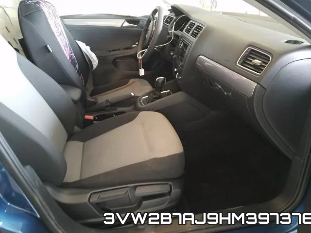 3VW2B7AJ9HM397376_5.webp