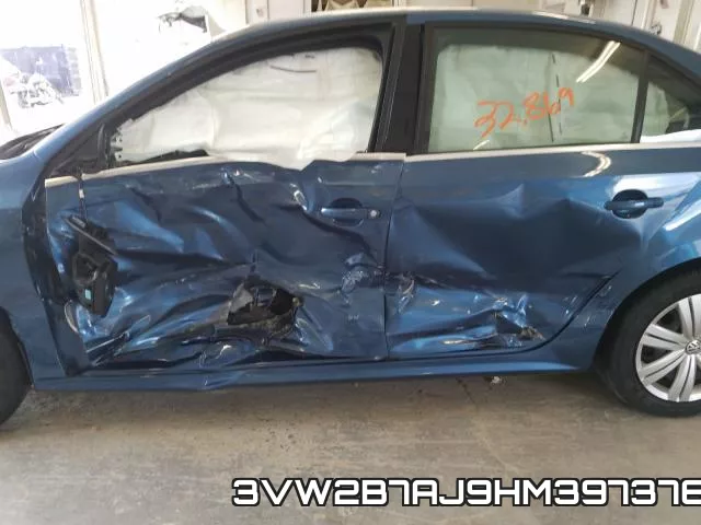 3VW2B7AJ9HM397376