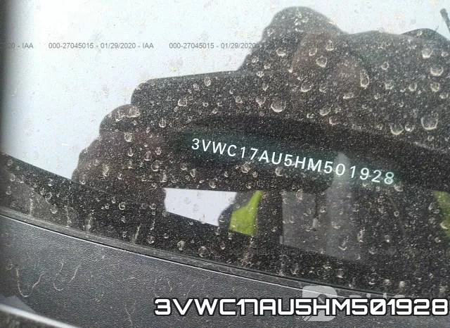 3VWC17AU5HM501928_9.webp