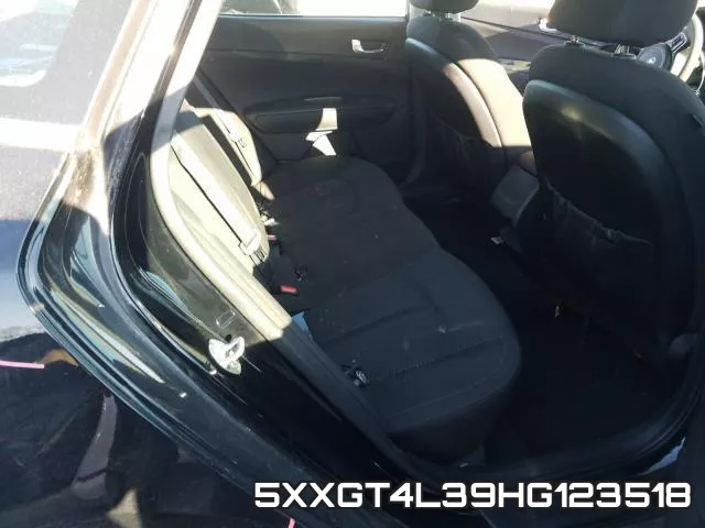 5XXGT4L39HG123518_6.webp