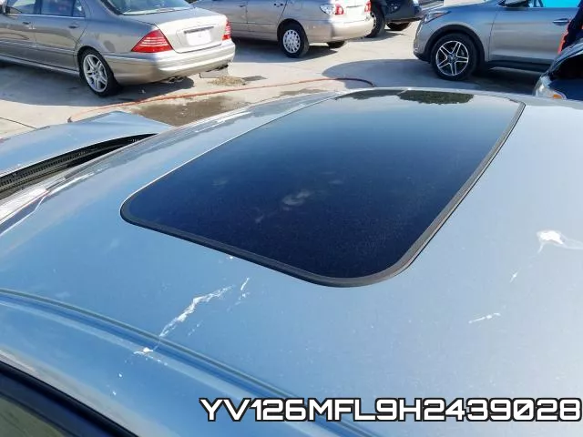 YV126MFL9H2439028_9.webp