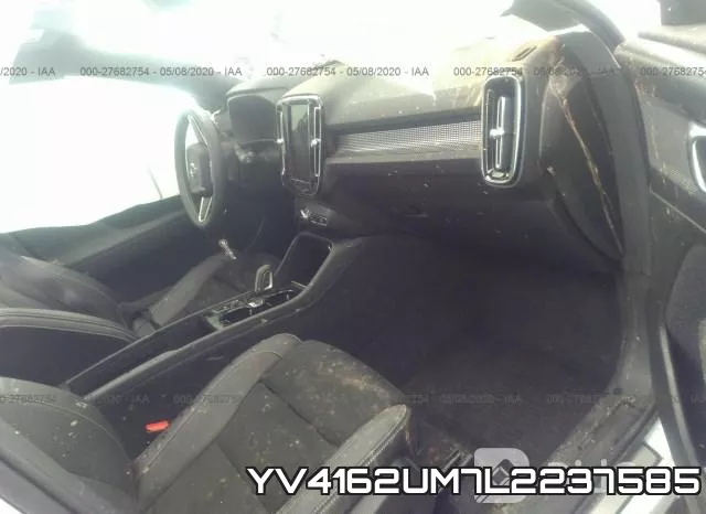 YV4162UM7L2237585_5.webp