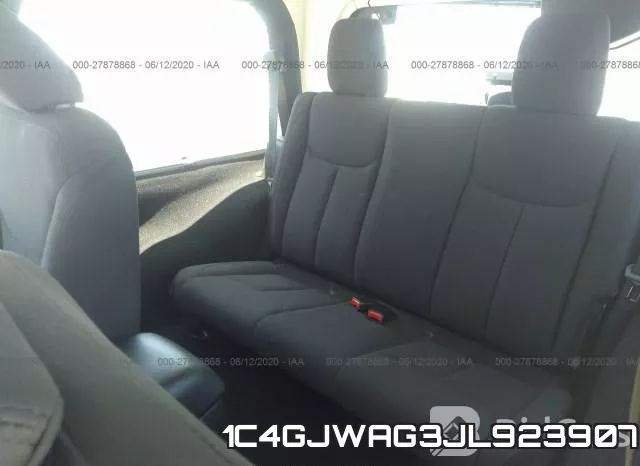 1C4GJWAG3JL923907_8.webp
