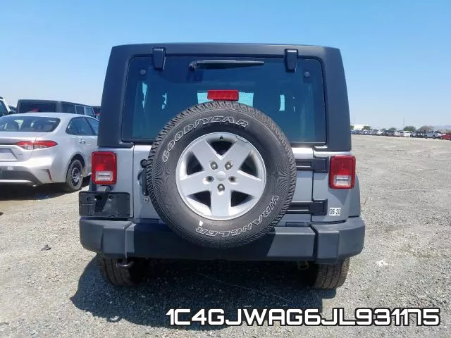 1C4GJWAG6JL931175_9.webp