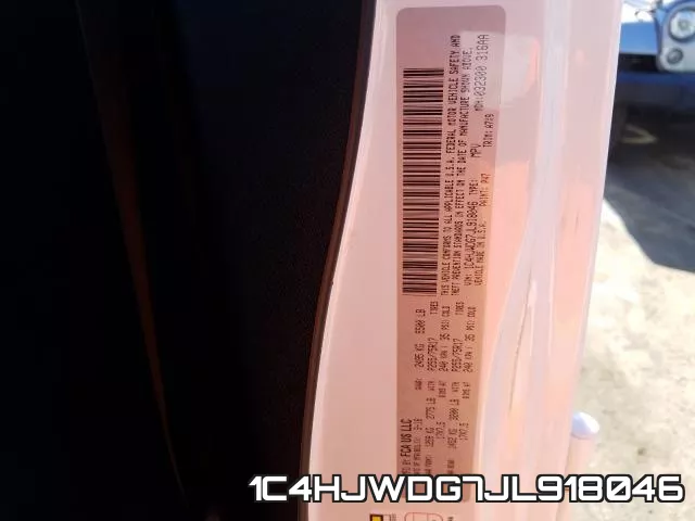 1C4HJWDG7JL918046_10.webp