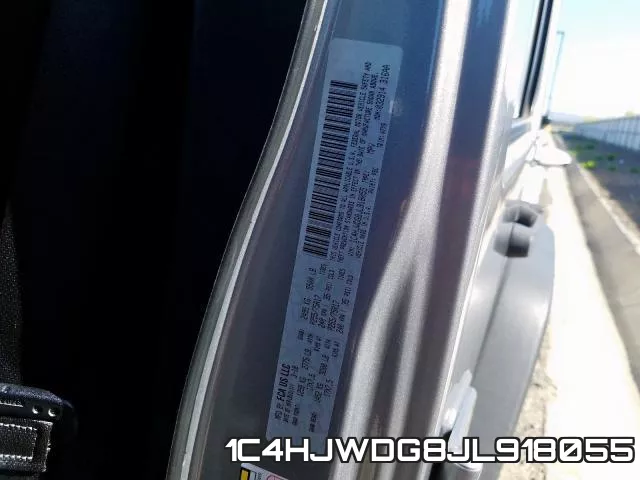 1C4HJWDG8JL918055_10.webp