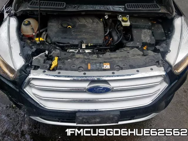 1FMCU9GD6HUE62562_7.webp