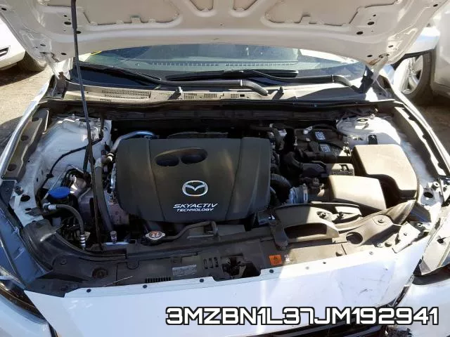 3MZBN1L37JM192941_7.webp